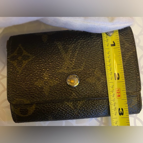 Louis Vuitton Card / Coin Purse - Picture 16 of 16